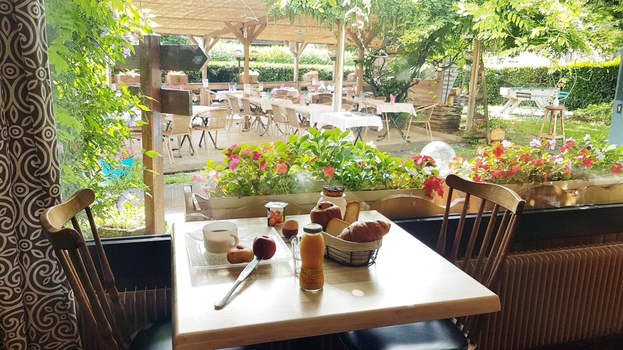 Auberge De Costaroche Albertville Kültér fotó